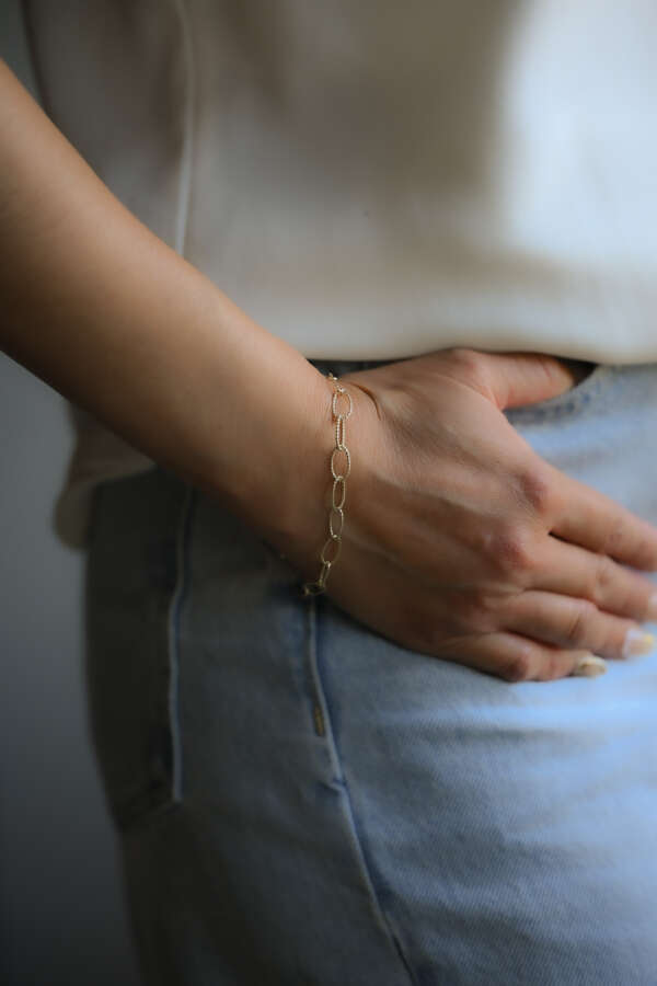 Oval Link Bracelet